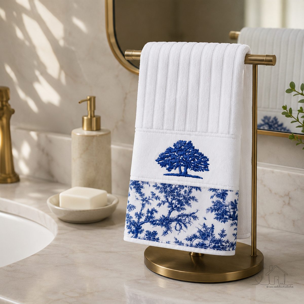 Toalha de Lavabo Bordada Luxo Flor em Linha Toile de Jouy